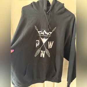 NWOT Black Graphic PNW Hoodie